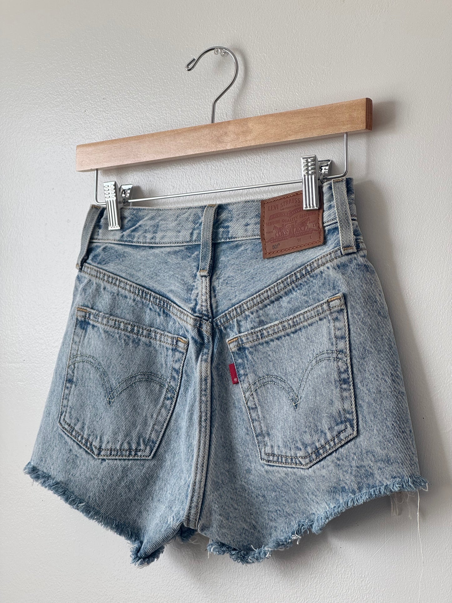 Levi’s 501 High Waisted Shorts SIZE 24 WAIST