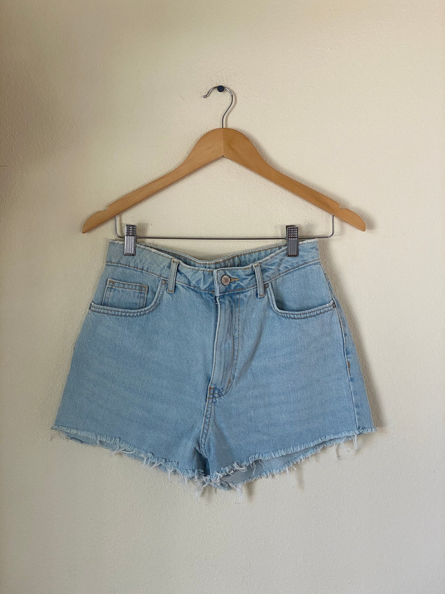 Classic Zara Jean Shorts SIZE 26/27