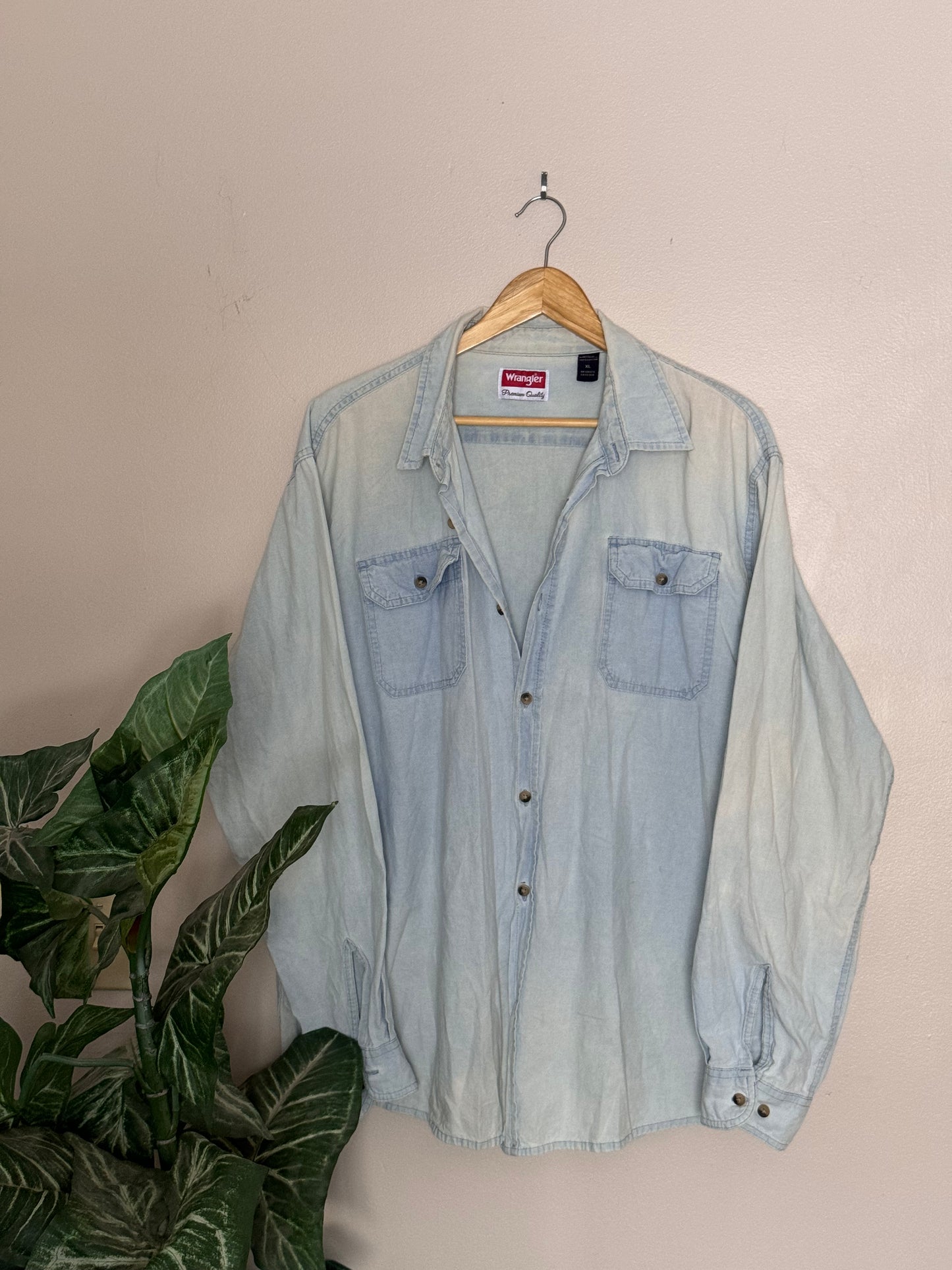 Wrangler Distressed Button Up SMALL/MEDIUM