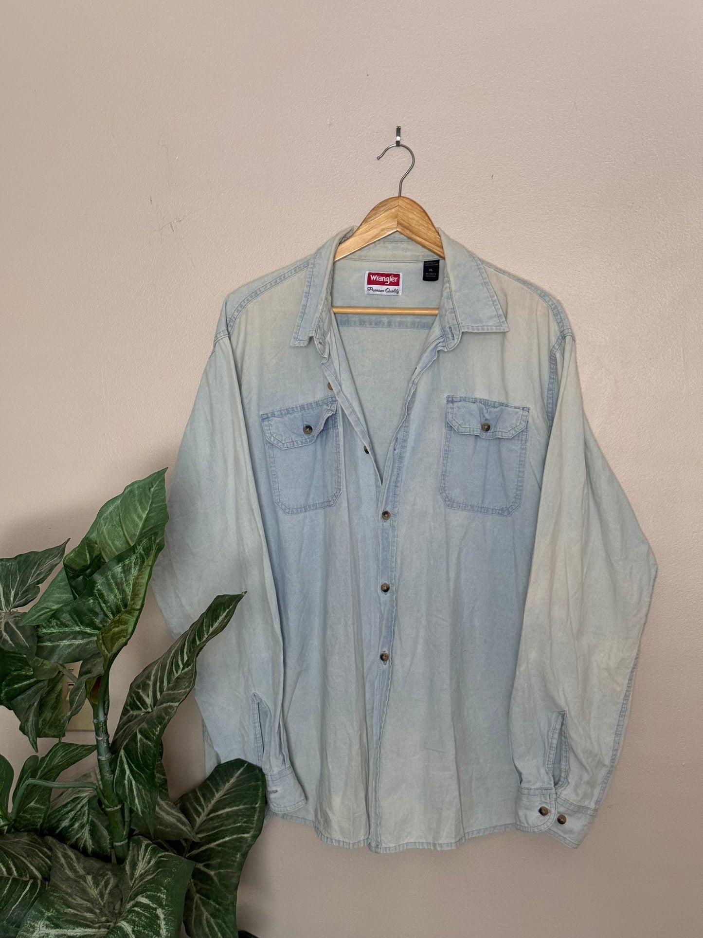 Wrangler Distressed Button Up SMALL/MEDIUM