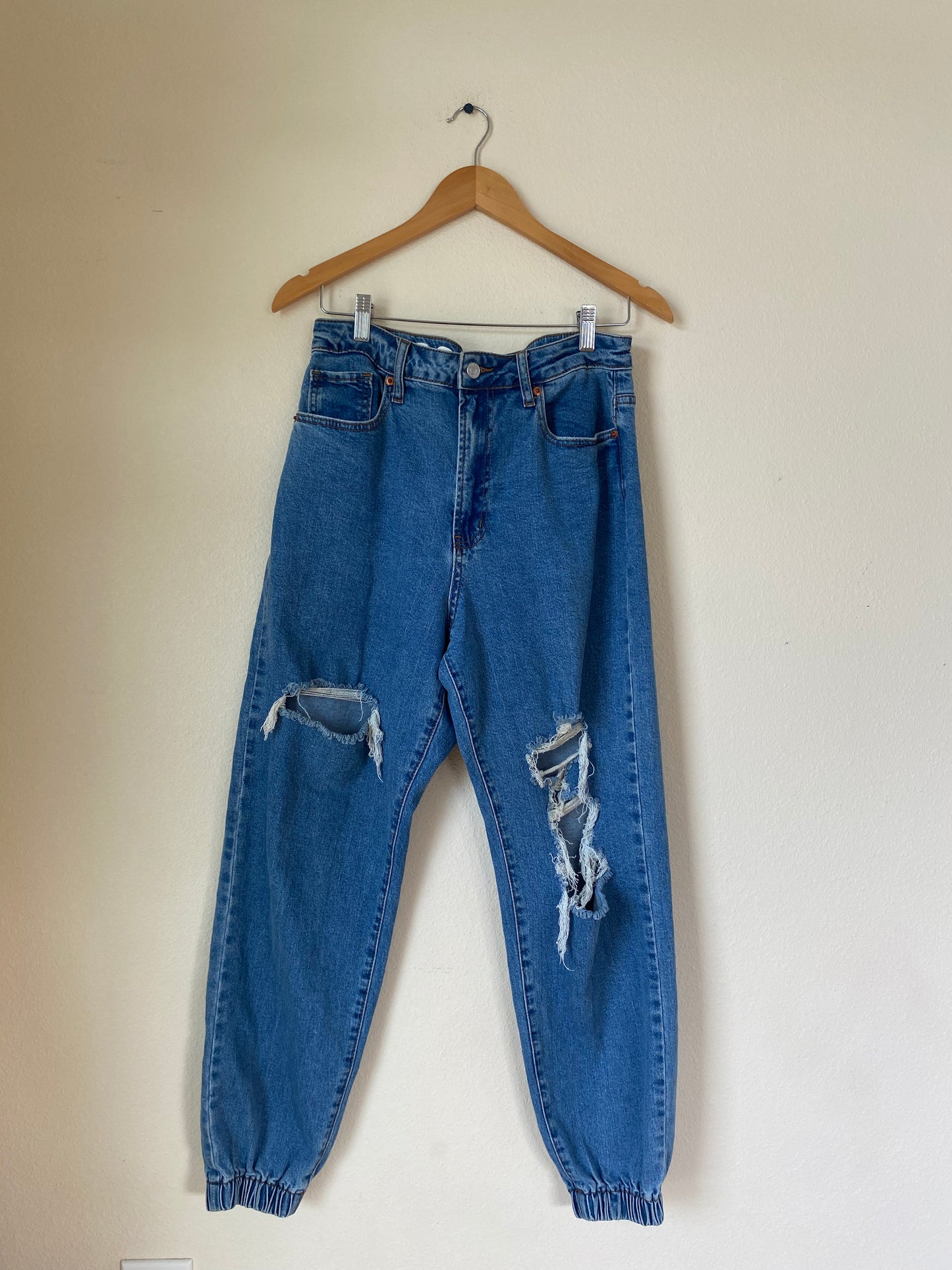 Distressed Jean Joggers SIZE 29