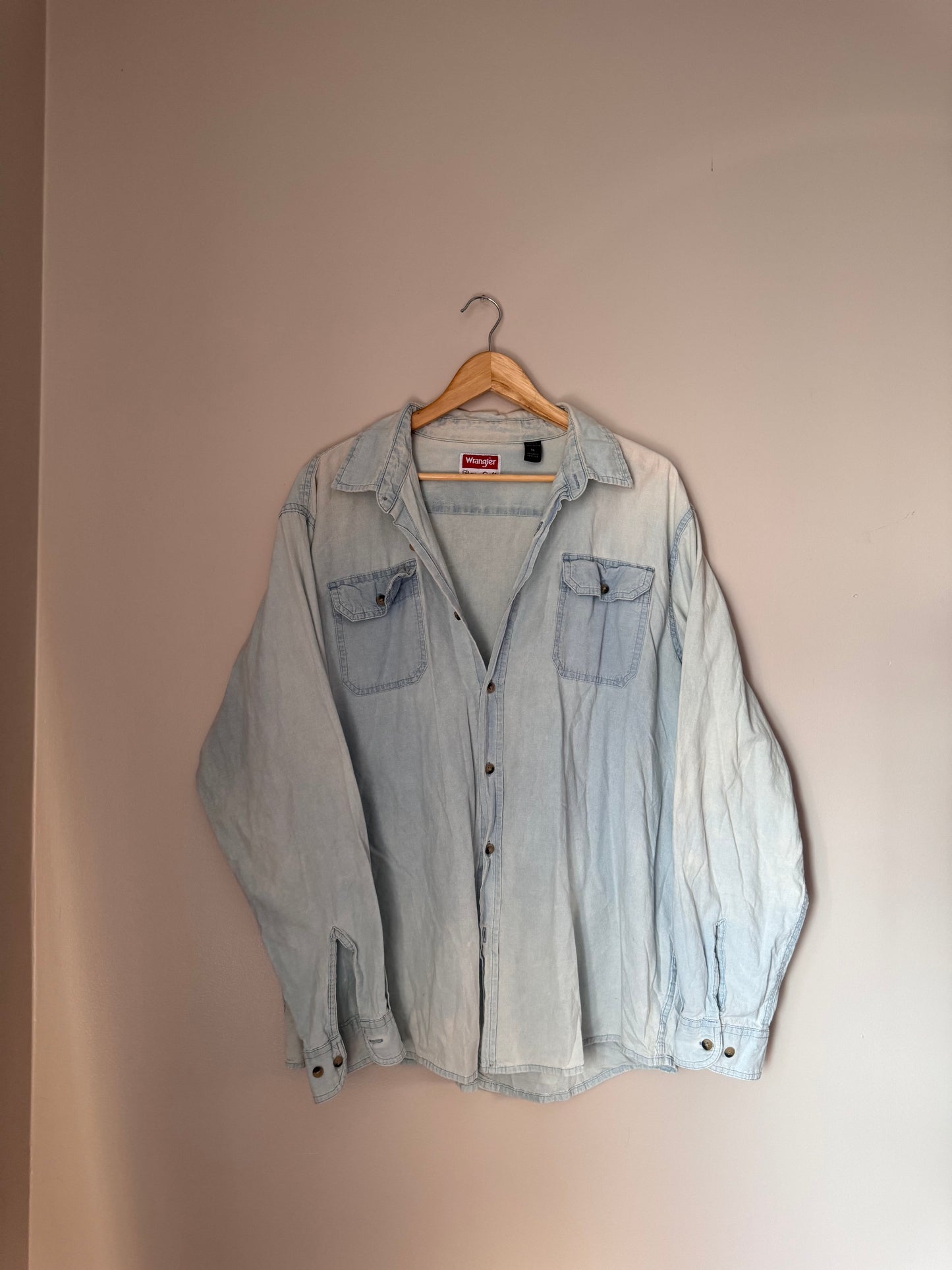 Wrangler Distressed Button Up SMALL/MEDIUM